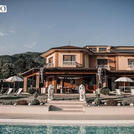 La Nocleg ze śniadaniem