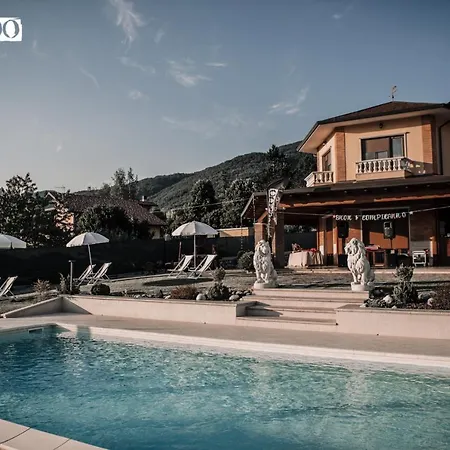 فندق مبيت وإفطار La Capitignano